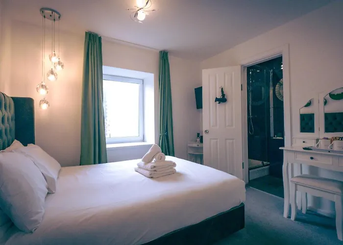 OYO Newquay Beach Hotel
